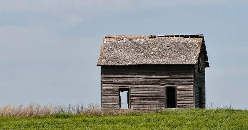 Rénovation d'une ancienne ferme : les pièges structurels qu'on ne voit pas au départ